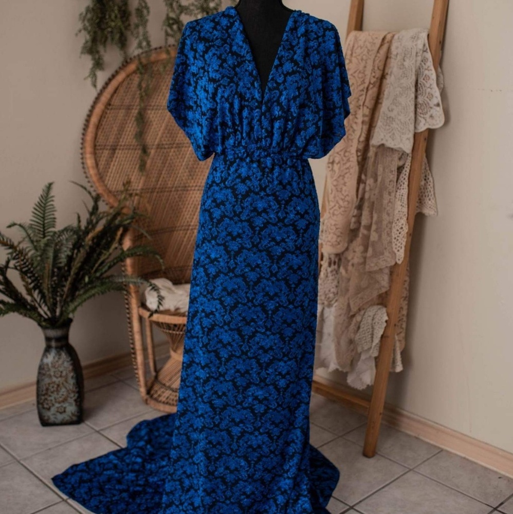 Kimono Blue & Black Dress